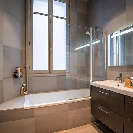 Apartment Luxe Arc De Triomphe