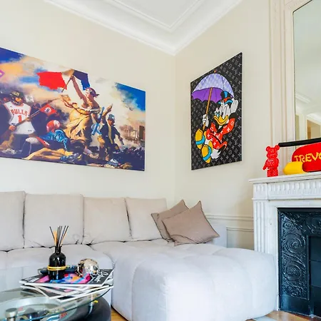 Luxe Arc De Triomphe Apartment *