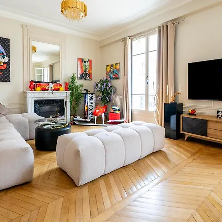Luxe Arc De Triomphe *